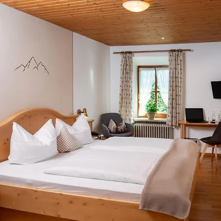 Maison d'hôtes Land Wirtschaft Hoess 3*